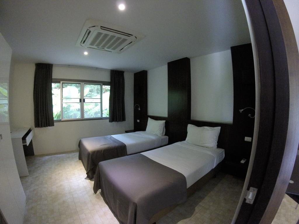 The Green Golf Condominium Kathu Rum bild
